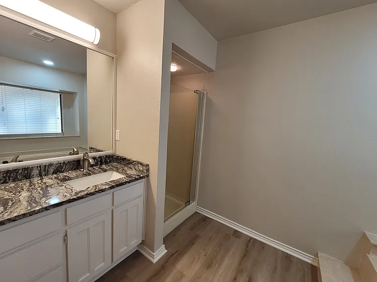 776 Santa Fe Trl — Photo 7