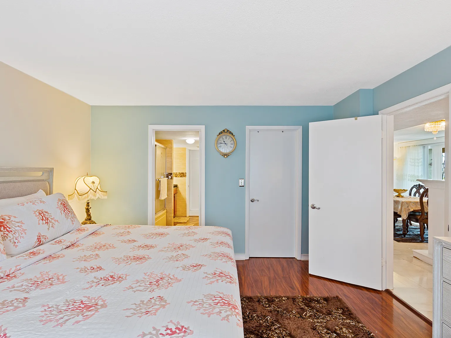 3 bed, 1545 sqft, $2,700 — Photo 4