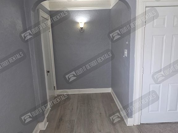 4th image of 15485 Appoline St