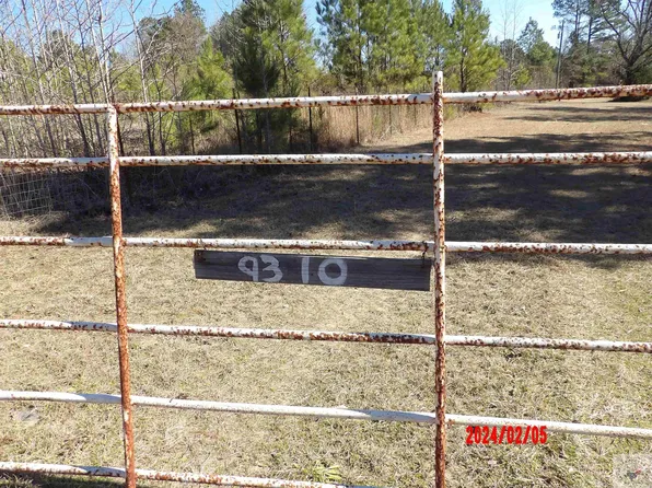 9310 Highway 8 N, Douglassville, TX 75560