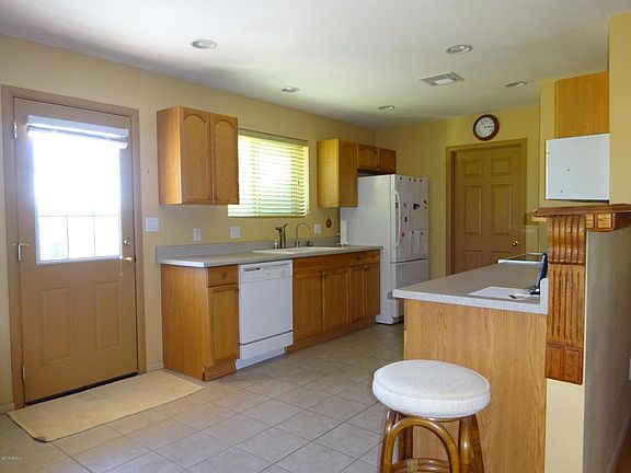 3rd image of 11001 W Sun City Blvd
