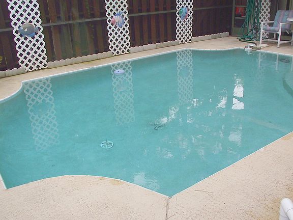 2nd image of 4714 Holly Lake Dr