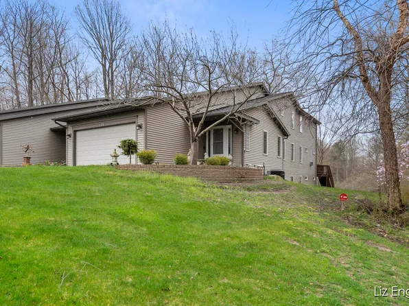 421 Harbor Lake Dr Unit 6, Douglas, MI 49406