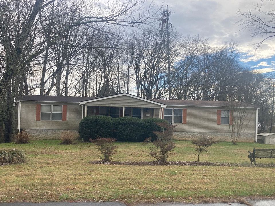 1st image of 213 Leigh Anne Ln