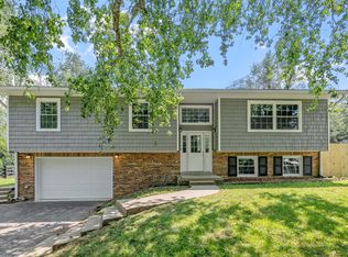 134 Ravenwood Rd, Versailles, KY 40383