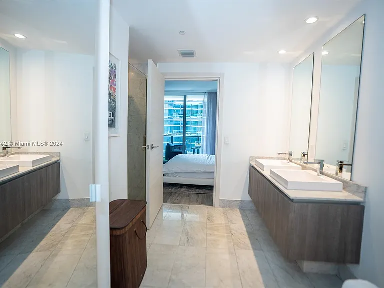 801 S Miami Ave #2107 — Photo 3