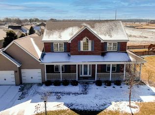 42 Manorhill Dr, Clinton, IL 61727