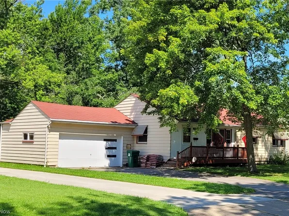 4766 Wake Robin Rd, Mentor, OH 44060