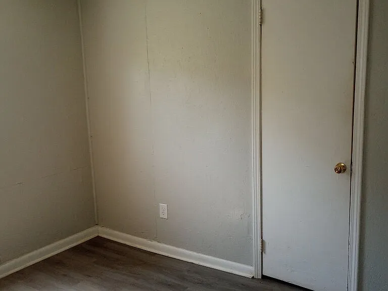 55 Oak St — Photo 10