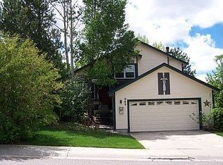 982 Thames St, Highlands Ranch, CO 80126