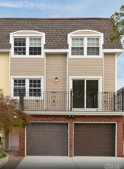 1st image of 21530 23rd Ave #1