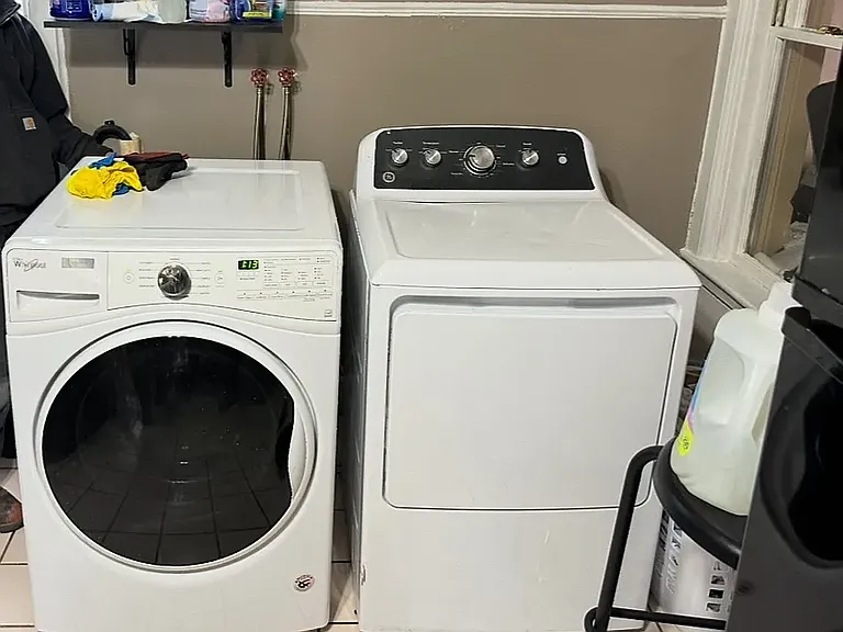 In-unit laundry