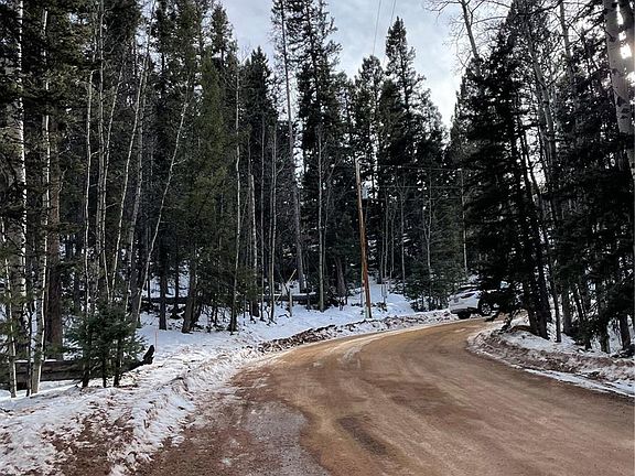 2nd image of 222 Banner Trail