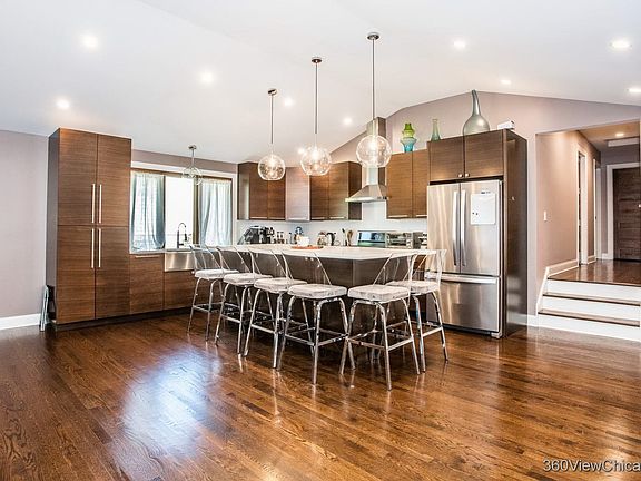 4th image of 15329 Sunset Ridge Dr