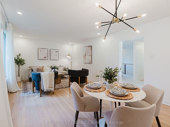 4th image of 2995 Cowan Cres