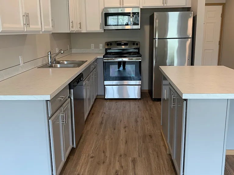 Whitney Lane Apartments — Photo 85