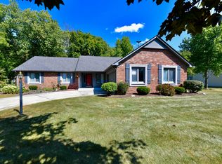 59 Chesterfield Dr, Noblesville, IN 46060