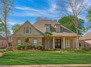 102 Chesterton Ct, Bossier City, LA 71111