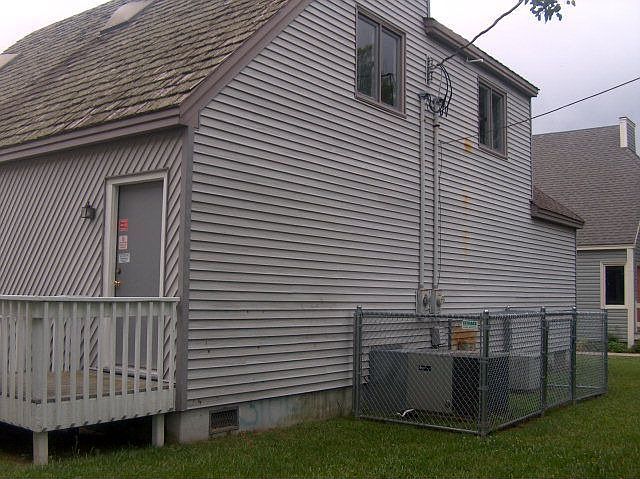 2nd image of 132 N Englewood Dr