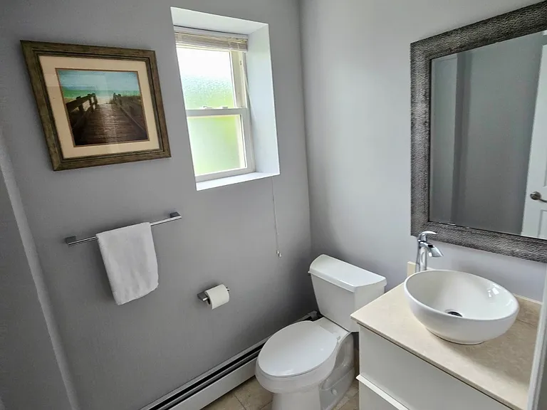 266 Frances St — Photo 21
