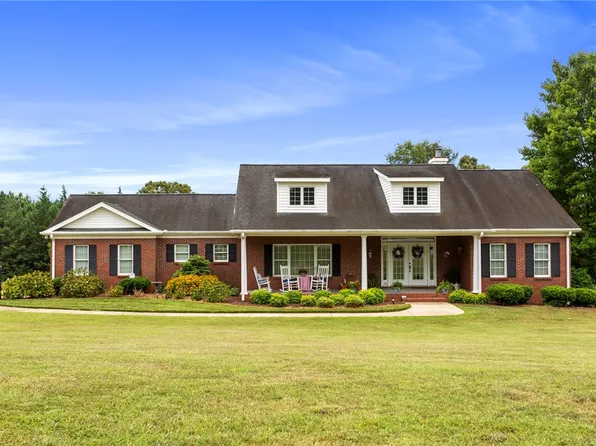 161 Radisson Rd, Seneca, SC 29678