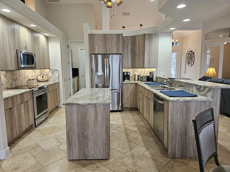 3119 Diplomat Pkwy W — Photo 12