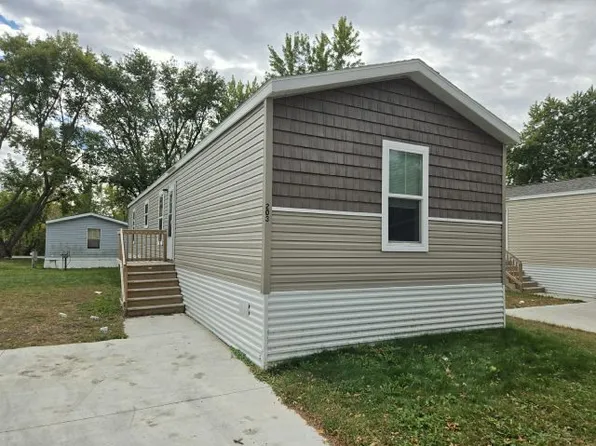 203 Karu #191, Mankato, MN 56001