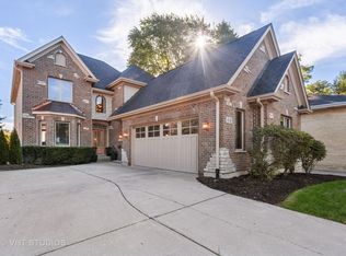 830 N Sleight St, Naperville, IL 60563