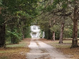 1977 Elliot Farm Rd, Fayetteville, NC 28311