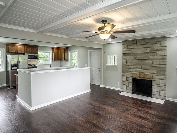 8609 Augustine Way-12