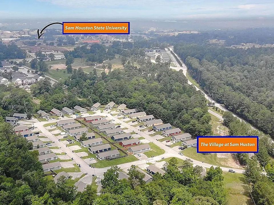 2nd image of 124 Varsity Dr