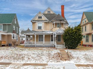 1934 Grand Ave, Davenport, IA