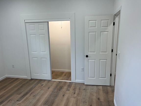 5th image of 2406 Brooklyn Rd