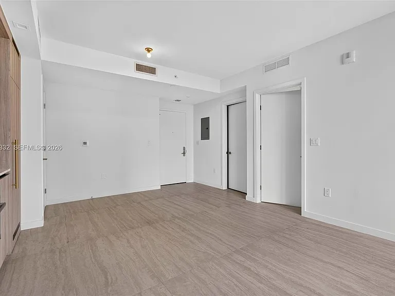 77 SE 5th St #2015 — Photo 20