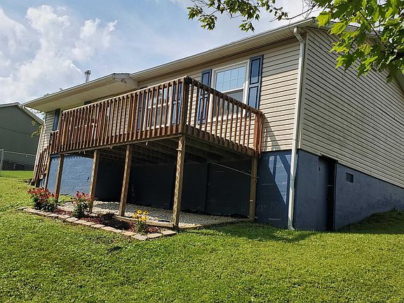 5th image of 152 Gwendolyn Dr