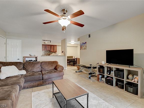 5th image of 2606 S Durango Dr APT 136