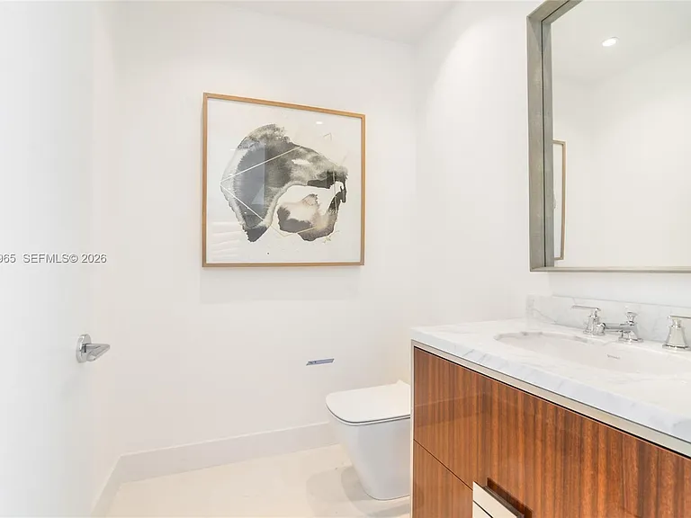 15701 Collins Ave #2302 — Photo 16