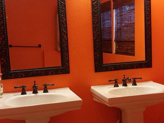 Main bathroom