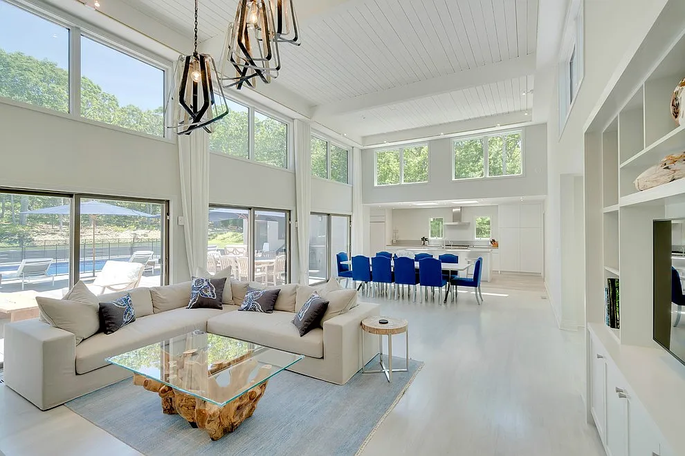 Renovated Modern Close to All — Photo 1