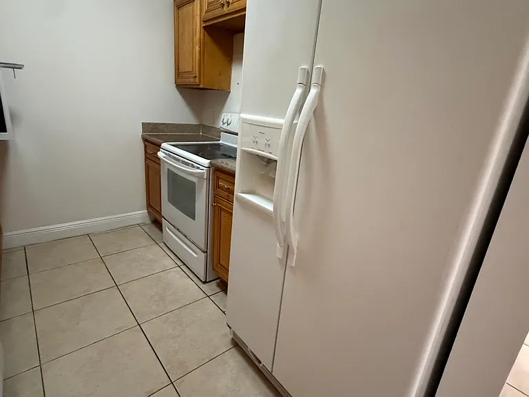 6357 SW 8th St #702 — Photo 20
