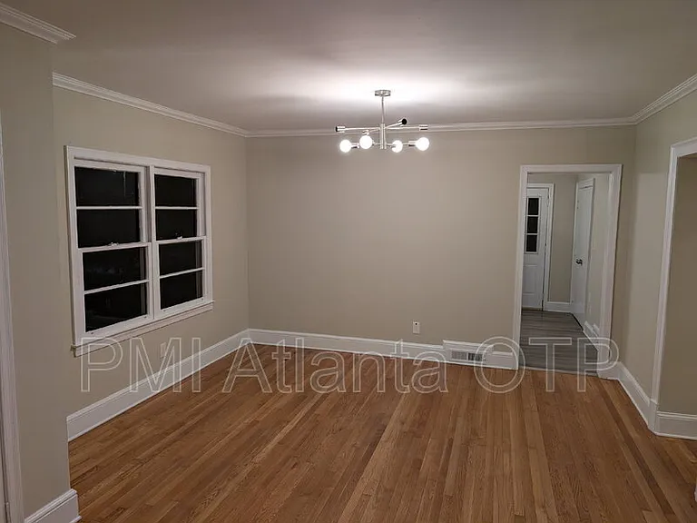 1952 Wellbourne Dr NE — Photo 12
