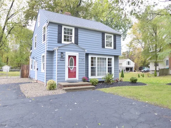 4530 Clague Rd, North Olmsted, OH 44070