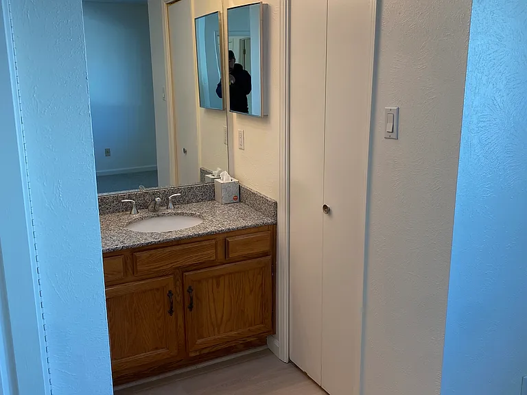 505 Oppenheimer Dr — Photo 24
