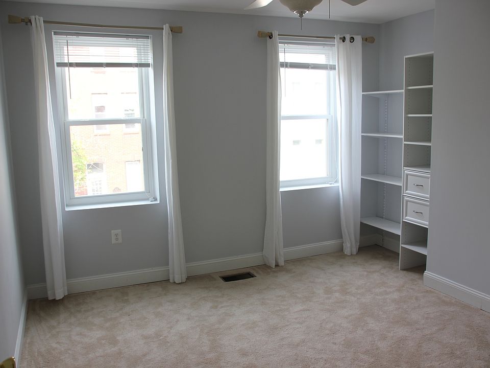 room on front side of house available for rent