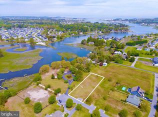 22 Powell Ln, Ocean View, DE 19970