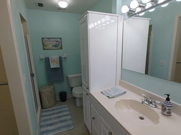 6725 Winkler Rd #C203 — Photo 13