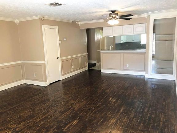 2nd image of 2511 Bering Dr Unit 3