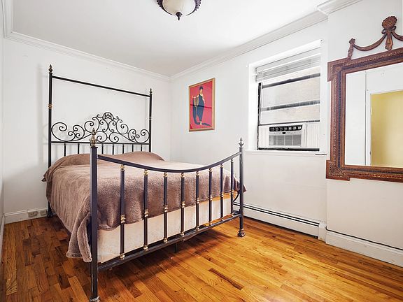 3rd image of 319 E 105th St APT 3F