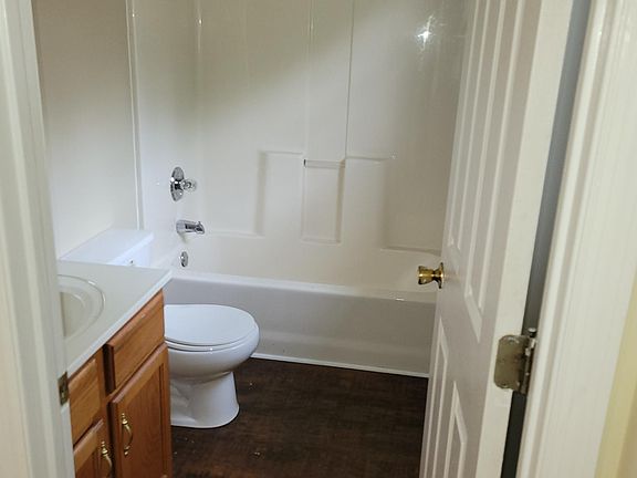 3rd image of 1016 Blackwell Ct #2
