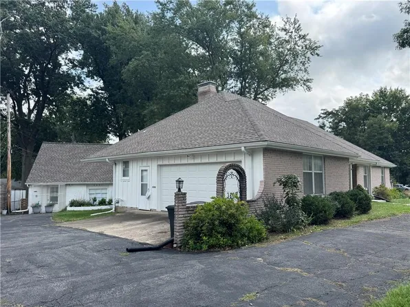 3609 Blue Ridge Blvd, Independence, MO 64052